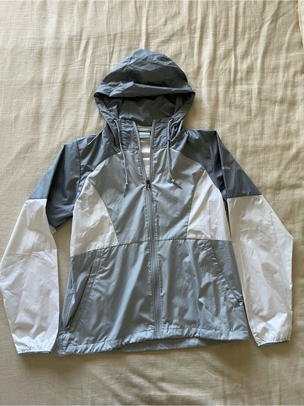 Columbia Hooded Windbreaker Jacket